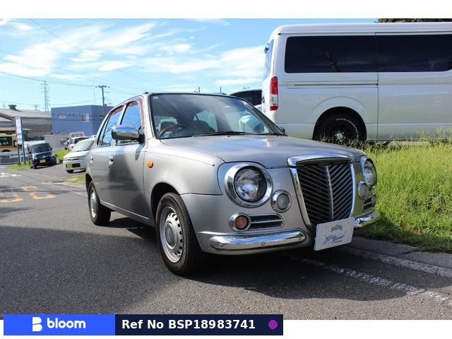 2000 Nissan March