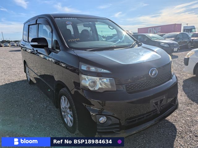 2010 Toyota Voxy