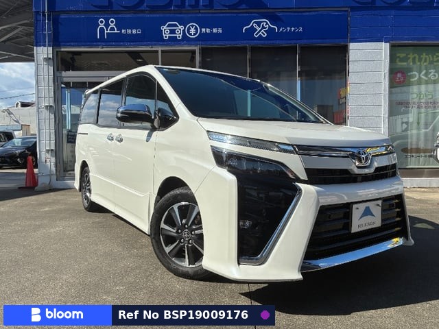2021 Toyota Voxy