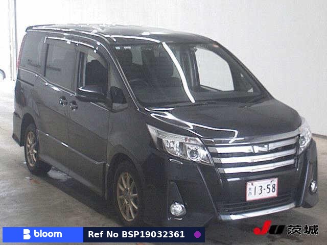 2015 Toyota Noah