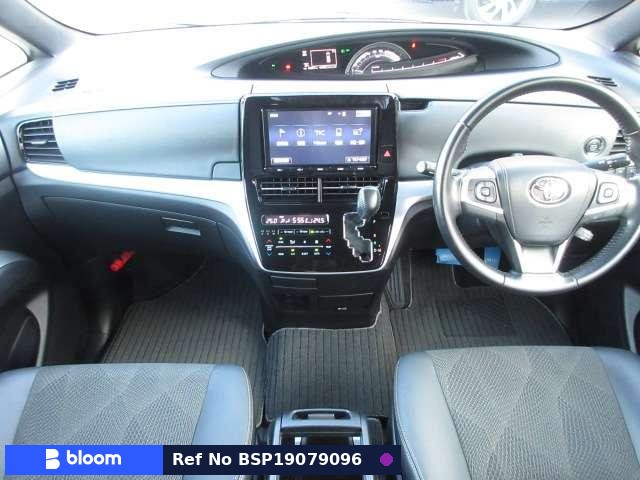 2016 Toyota Estima