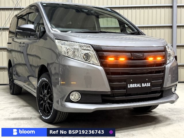 2016 Toyota Noah