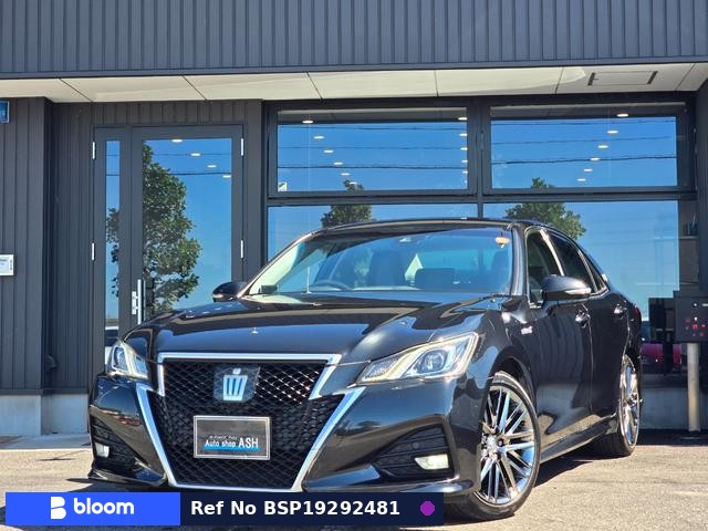 2016 Toyota Crown Hybrid