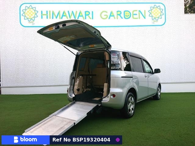 2012 Toyota Sienta