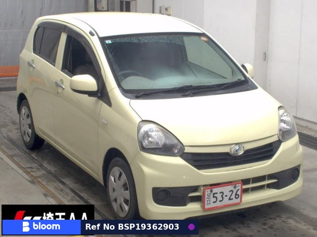 2015 Daihatsu Mira ES
