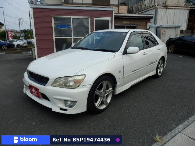 2000 Toyota Altezza