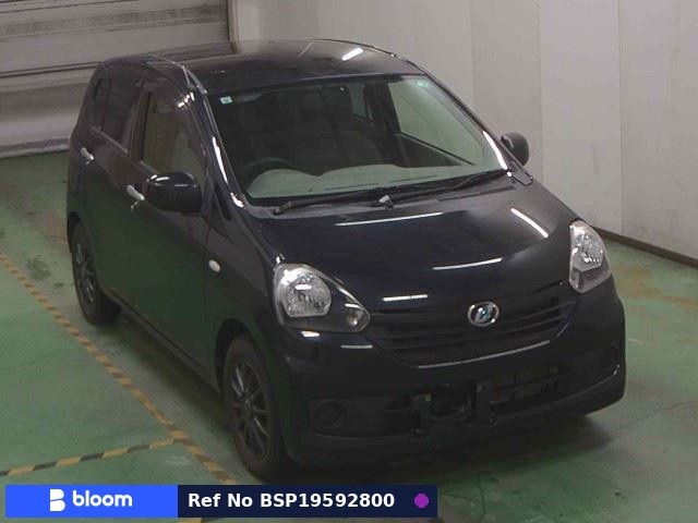 2015 Daihatsu Mira ES