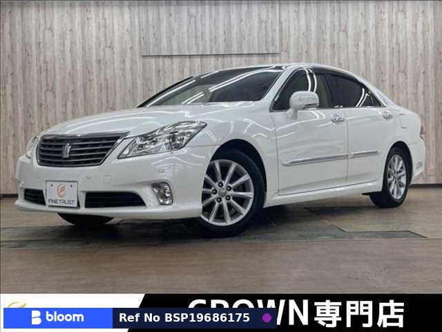 2011 Toyota Crown