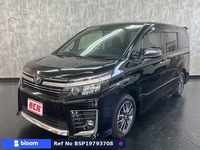 2017 Toyota Voxy
