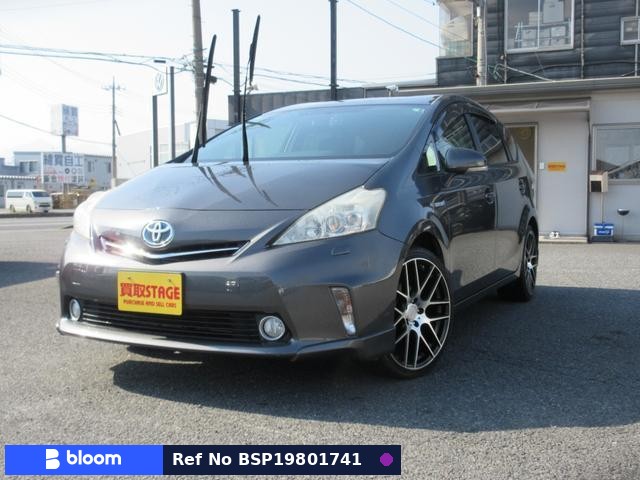 2011 Toyota Prius Alpha
