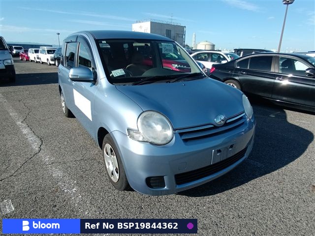 2013 Toyota Sienta