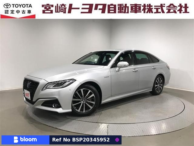 2019 Toyota Crown Hybrid