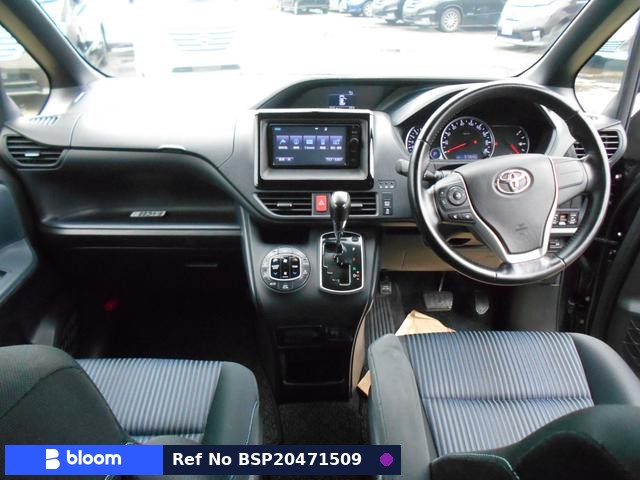 2015 Toyota Noah