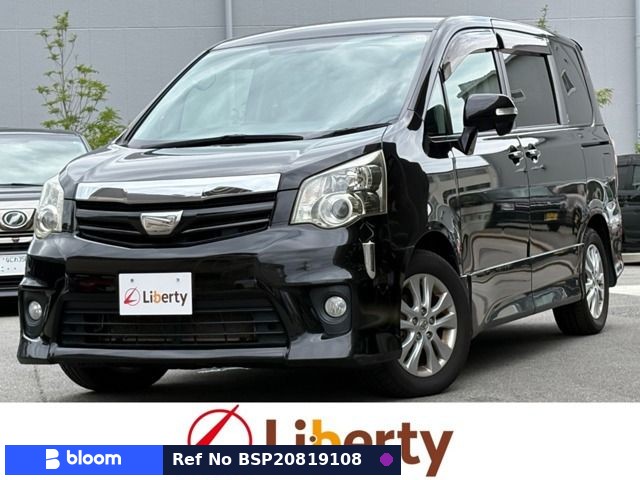 2010 Toyota Noah