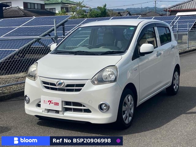 2013 Daihatsu Mira ES