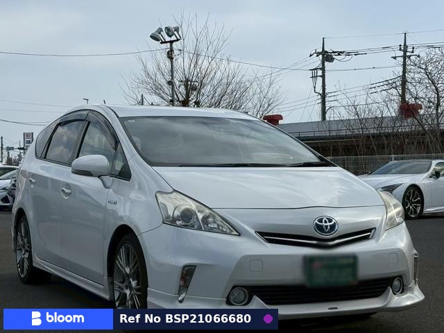 2014 Toyota Prius Alpha