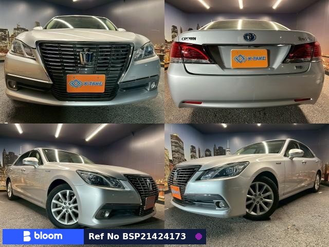 2013 Toyota Crown Hybrid