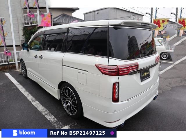 2016 Nissan Elgrand