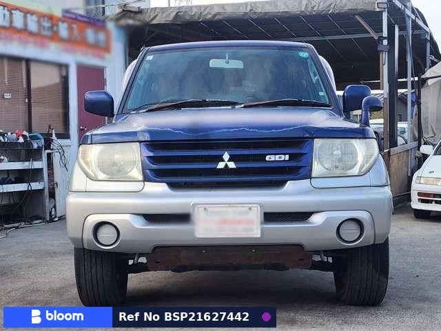 2001 Mitsubishi Pajero IO