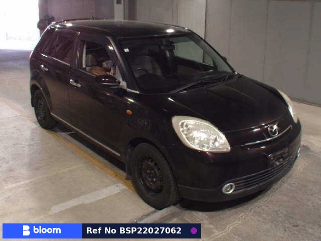 2005 Mazda Verisa