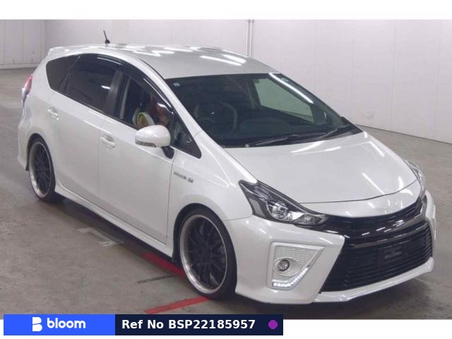 2015 Toyota Prius Alpha