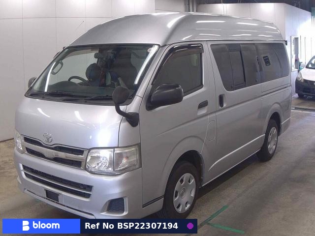 2013 Toyota Hiace VAN