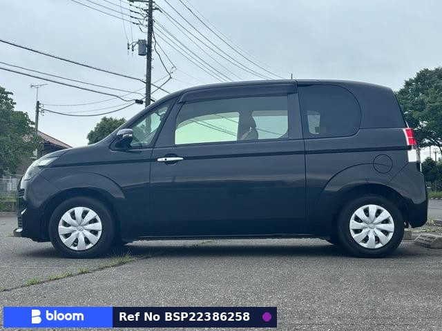 2014 Toyota Spade