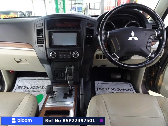 2012 Mitsubishi Pajero
