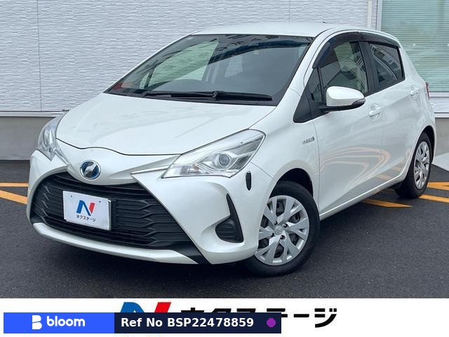 2017 Toyota Vitz