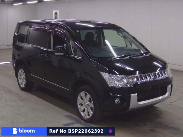 2016 Mitsubishi Delica D5