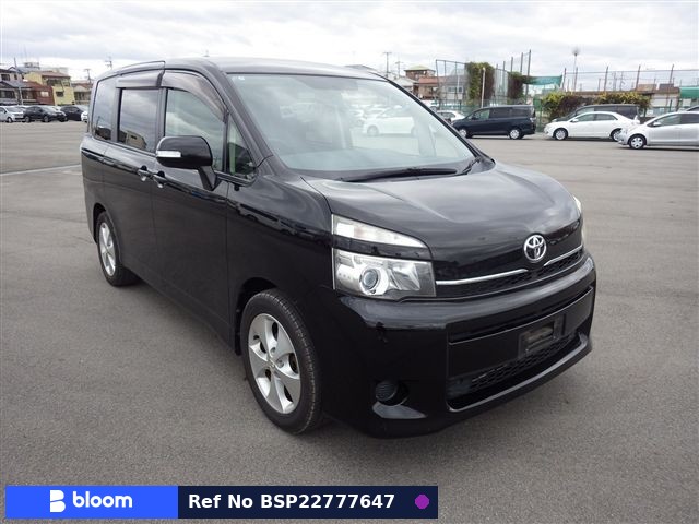 2011 Toyota Voxy