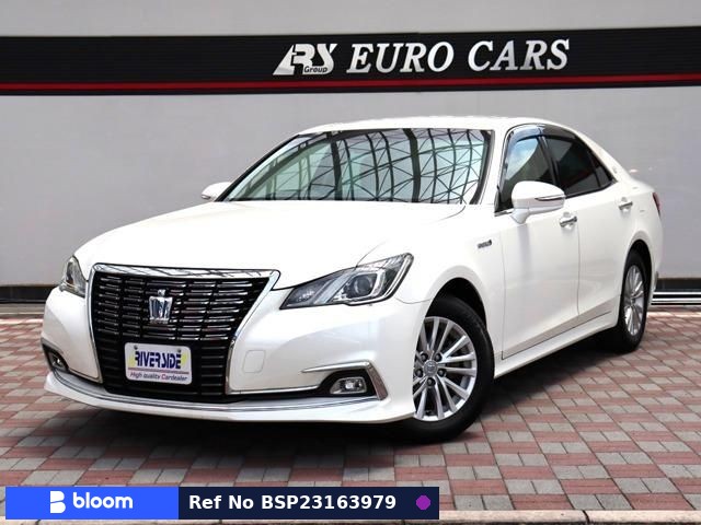2015 Toyota Crown