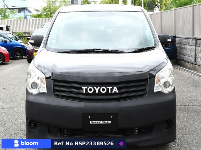 2013 Toyota Noah