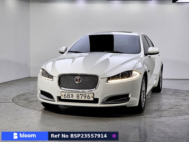 2015 Jaguar XF