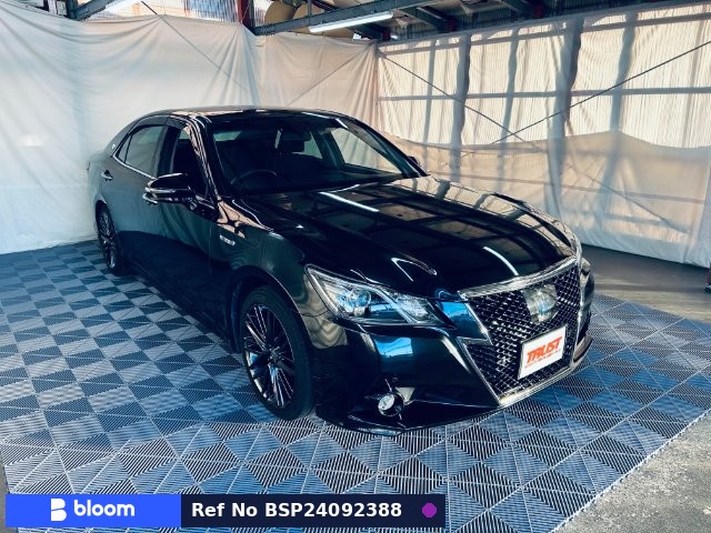 2015 Toyota Crown