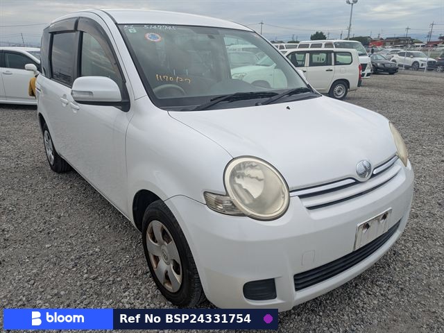 2011 Toyota Sienta