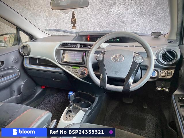 2013 Toyota Aqua