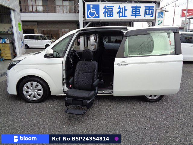 2017 Toyota Spade