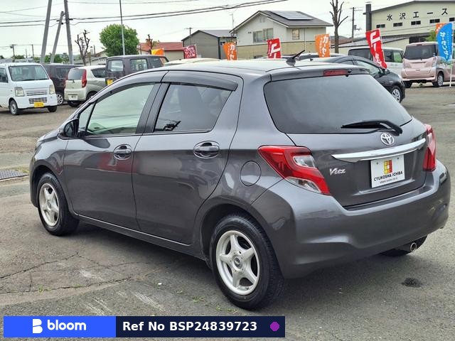 2015 Toyota Vitz