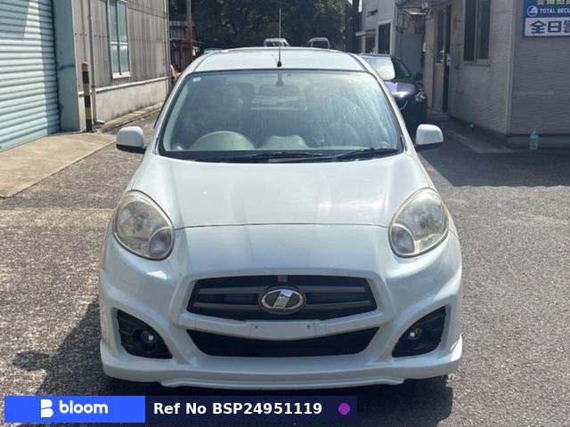 2010 Nissan March