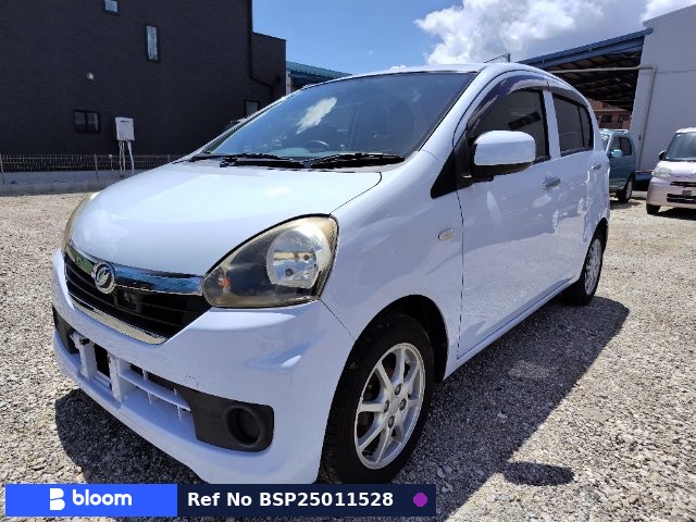 2014 Daihatsu Mira ES