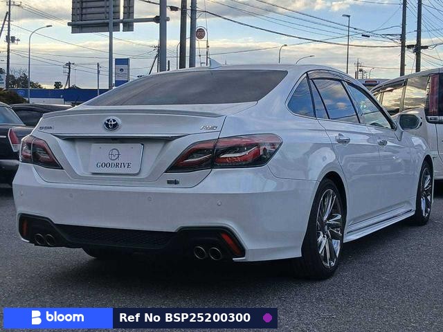 2021 Toyota Crown Hybrid
