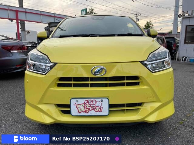 2017 Daihatsu Mira ES