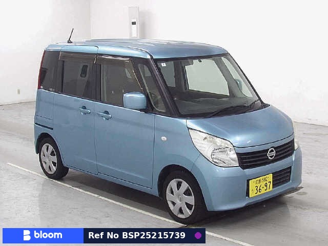 2012 Nissan Roox