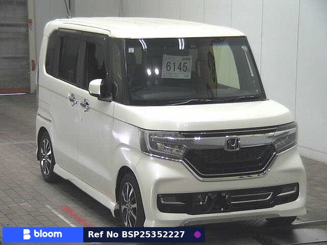 2017 Honda N BOX