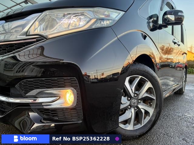 2015 Honda Stepwagon Spada