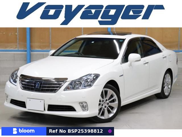 2011 Toyota Crown Hybrid