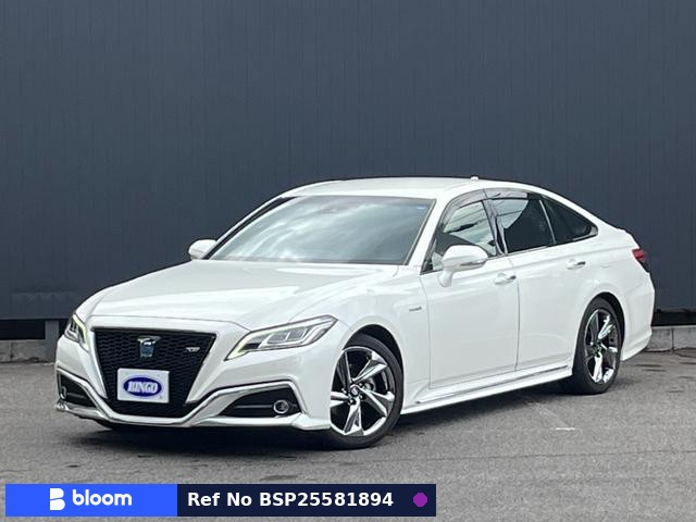 2019 Toyota Crown Hybrid