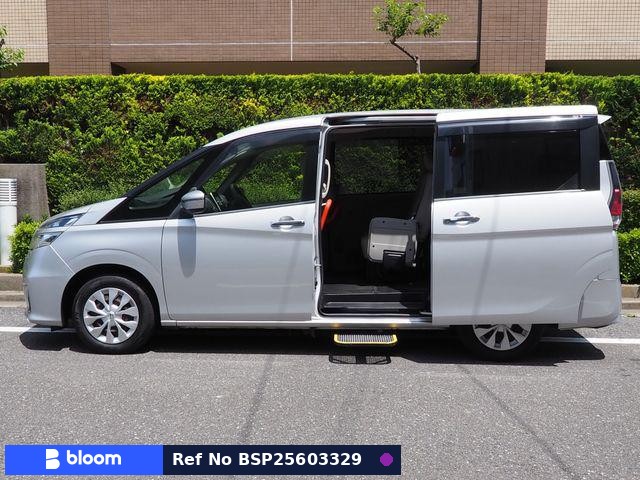 2016 Nissan Serena