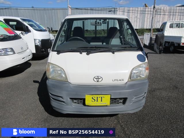 2004 Toyota Liteace Truck